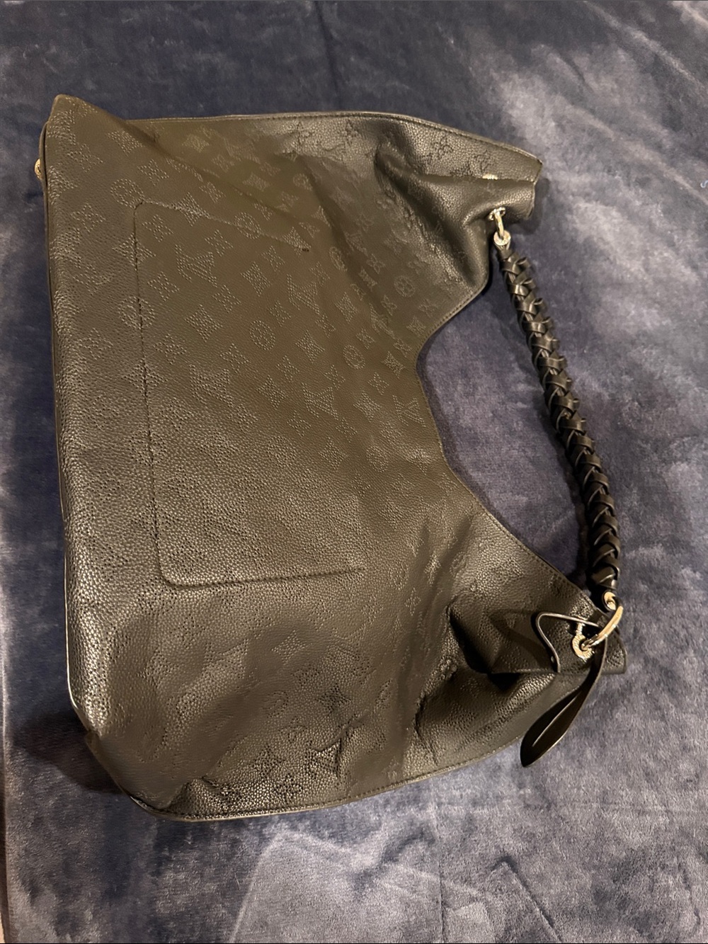 Classic Black Leather Shoulder Bag with silver Hardware - Picture 7 of 11